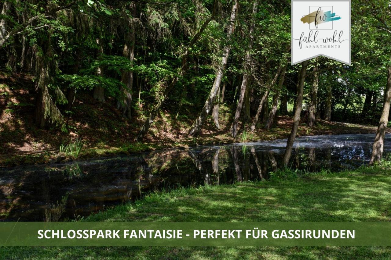 Ferienhaus Fantaisie - Wohnen Nahe Schlosspark -Stadtgrenze Bayreuth Fuer 1-5 Pers, Hunde Willkommen, Voll Eingezaeunt Eckersdorf Kültér fotó
